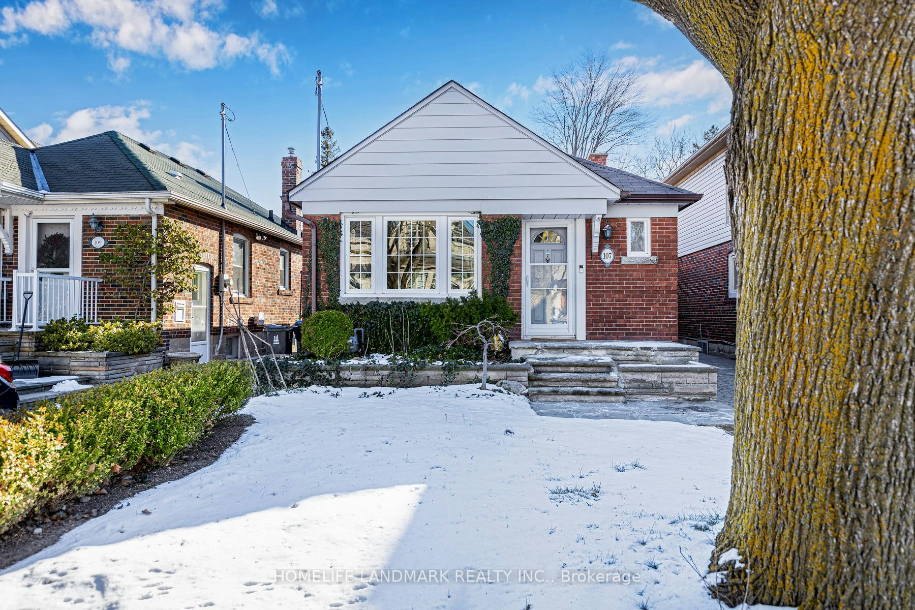 107 Parklea Drive, Toronto, ON, M4G 2J9 - 30