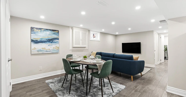 107 Parklea Drive, Toronto, ON, M4G 2J9 - 16
