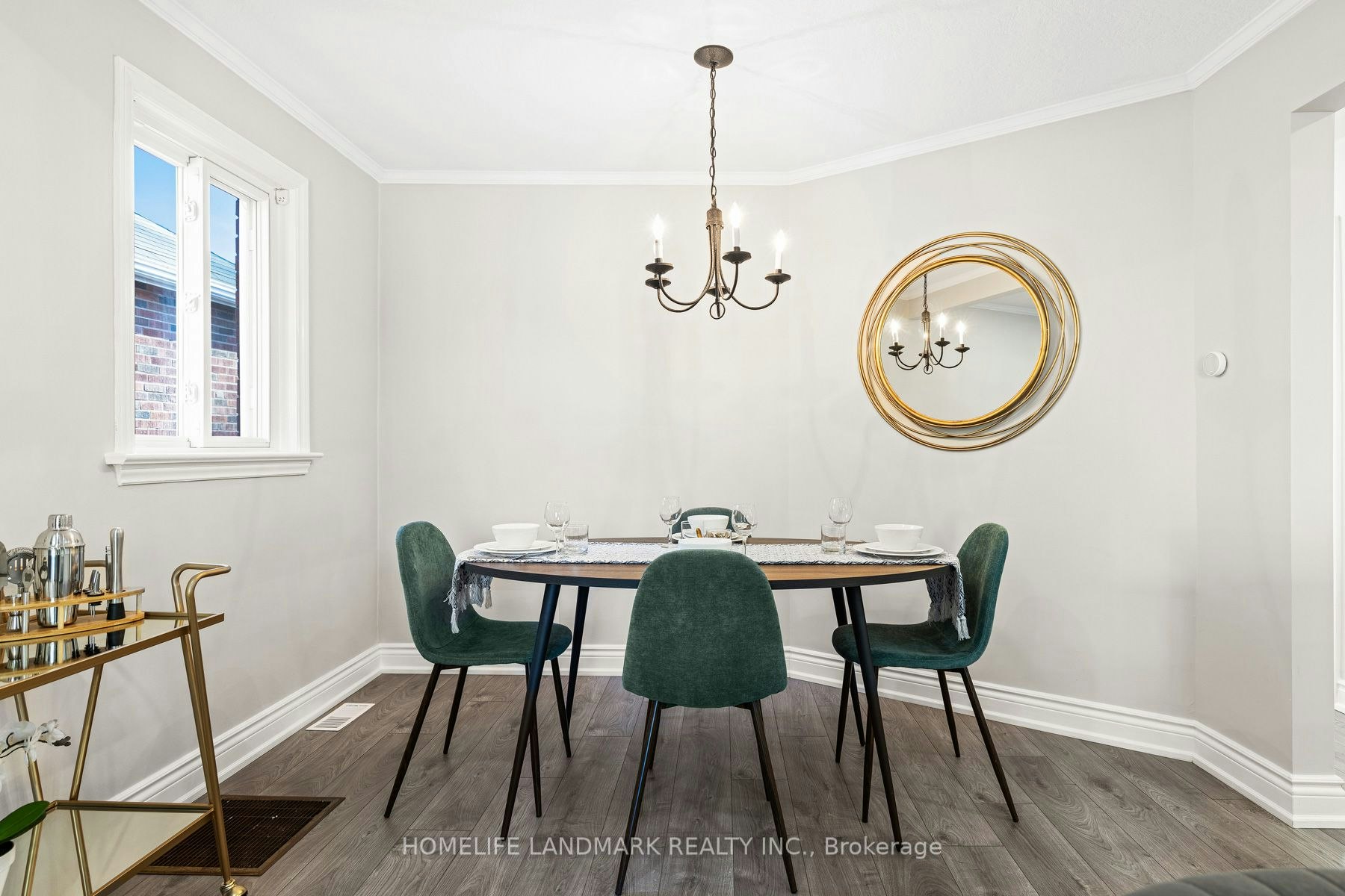 107 Parklea Drive, Toronto, ON, M4G 2J9 - 5