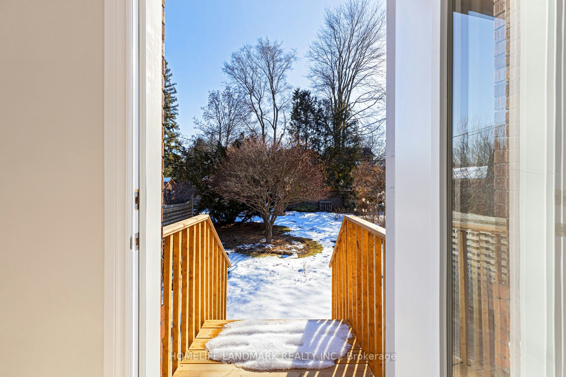 107 Parklea Drive, Toronto, ON, M4G 2J9 - 10