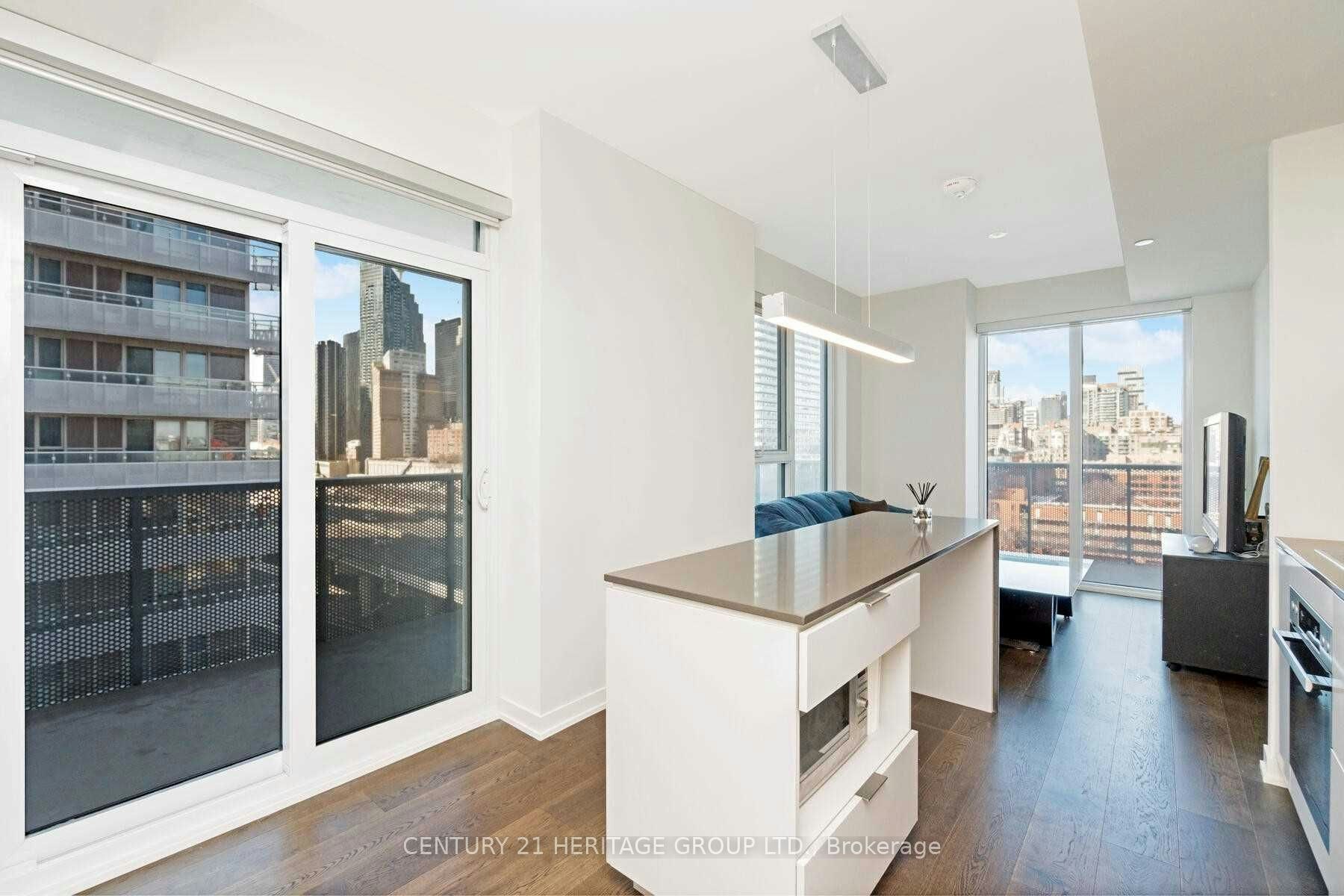 20-20 Richardson Street, Toronto, ON, M5A 0S6 - 4