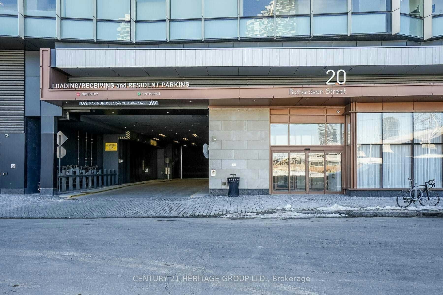 20-20 Richardson Street, Toronto, ON, M5A 0S6