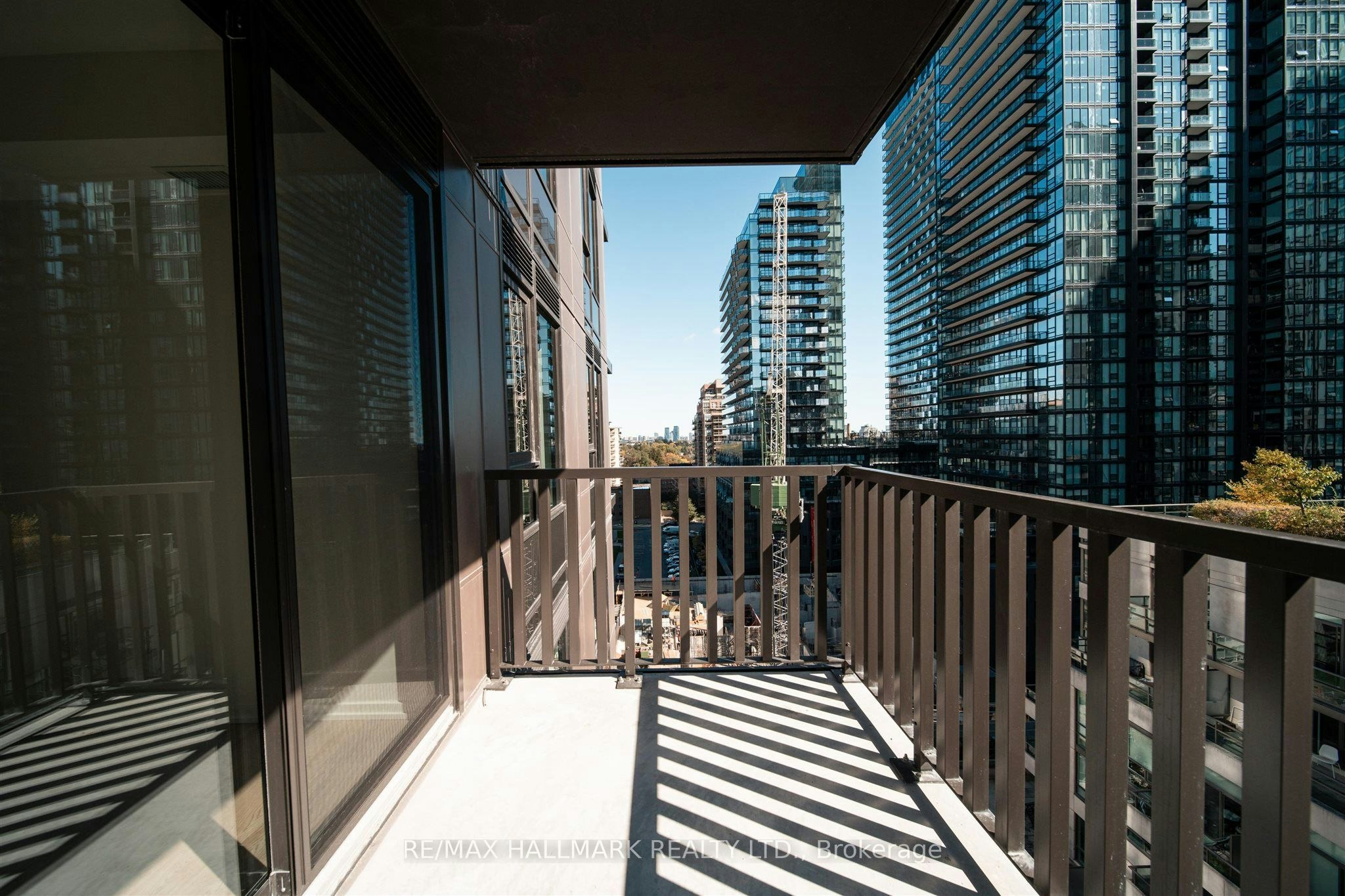 1109-109 Erskine Avenue, Toronto, ON, M4P 0G8 - 22