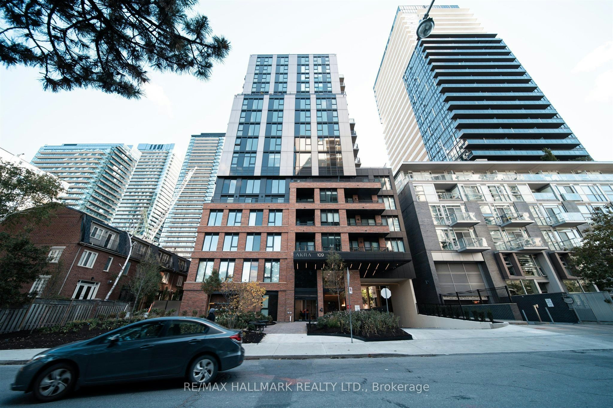 1109-109 Erskine Avenue, Toronto, ON, M4P 0G8