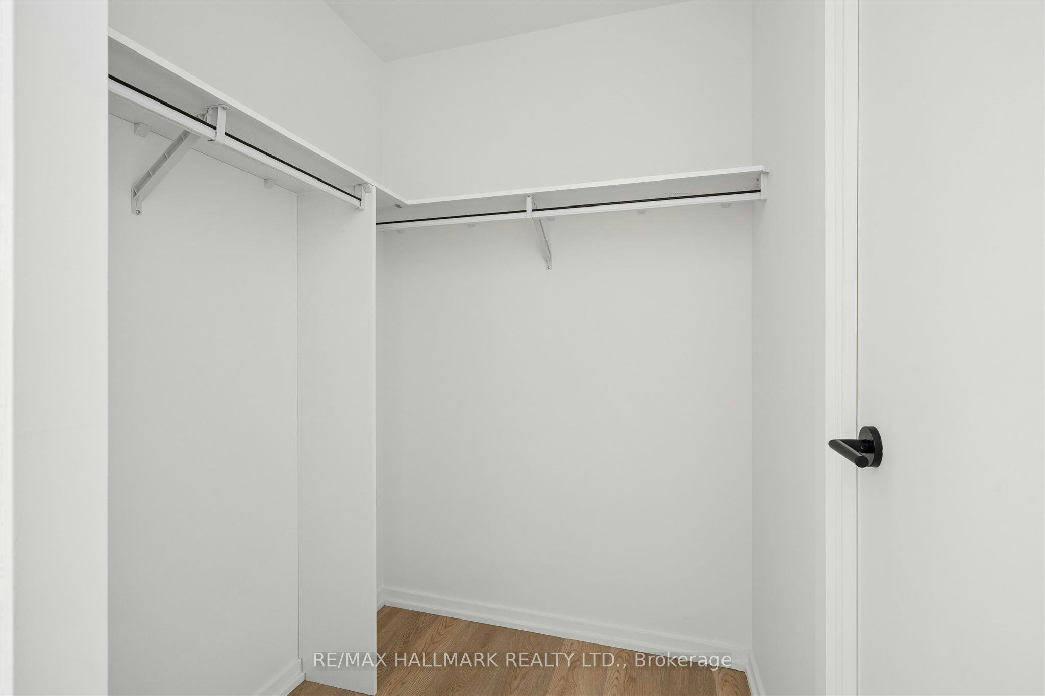 1109-109 Erskine Avenue, Toronto, ON, M4P 0G8 - 18