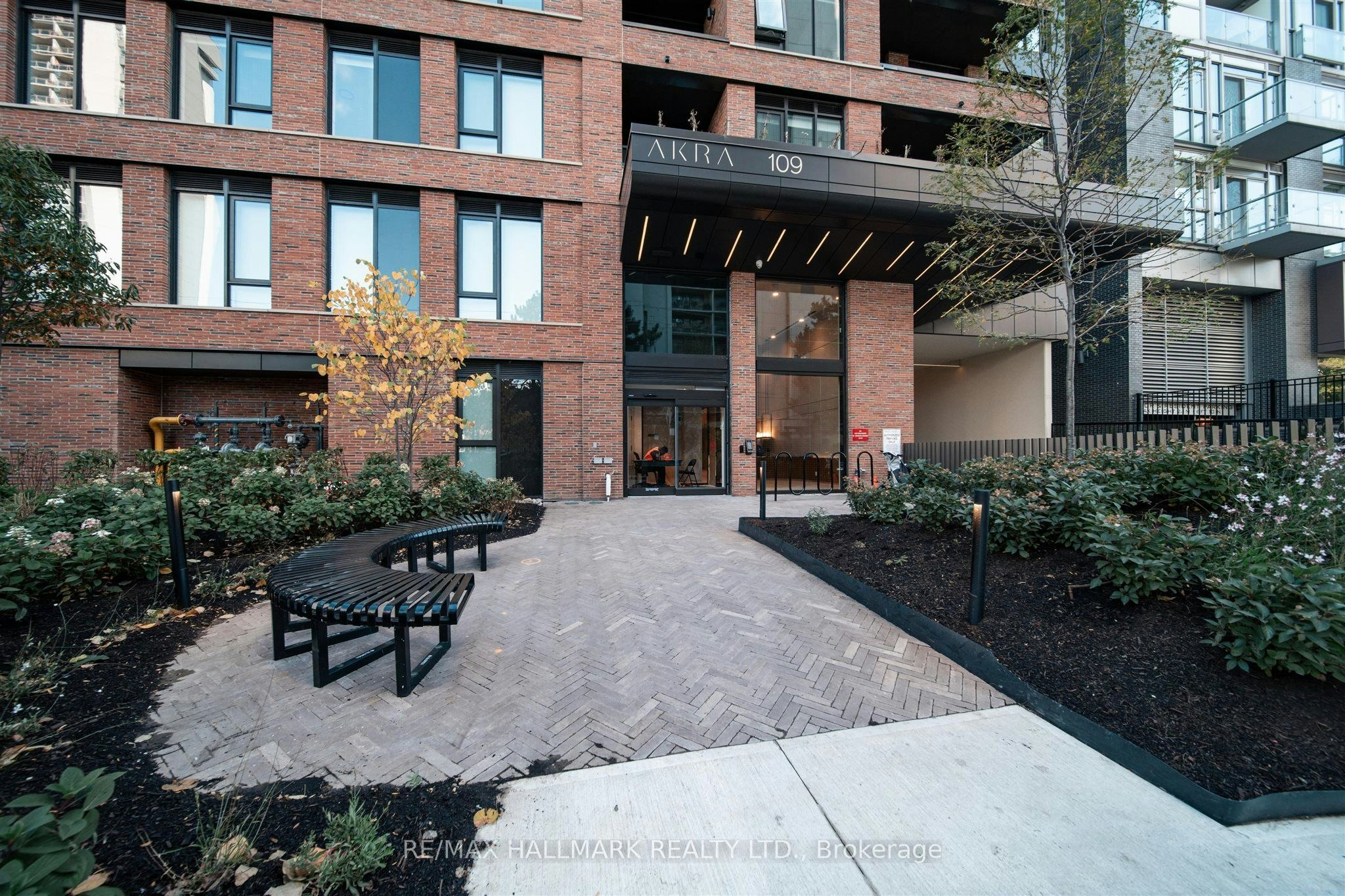 1109-109 Erskine Avenue, Toronto, ON, M4P 0G8 - 4