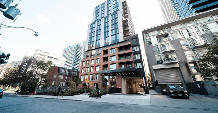 1109-109 Erskine Avenue, Toronto, ON, M4P 0G8 - 2