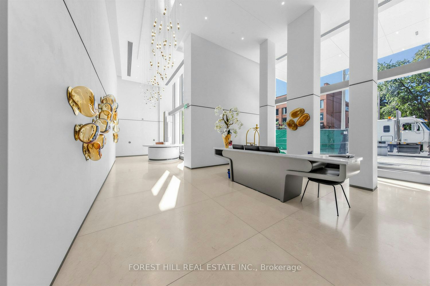 701-1315 Bay Street, Toronto, ON, M5R 2C4 - 2