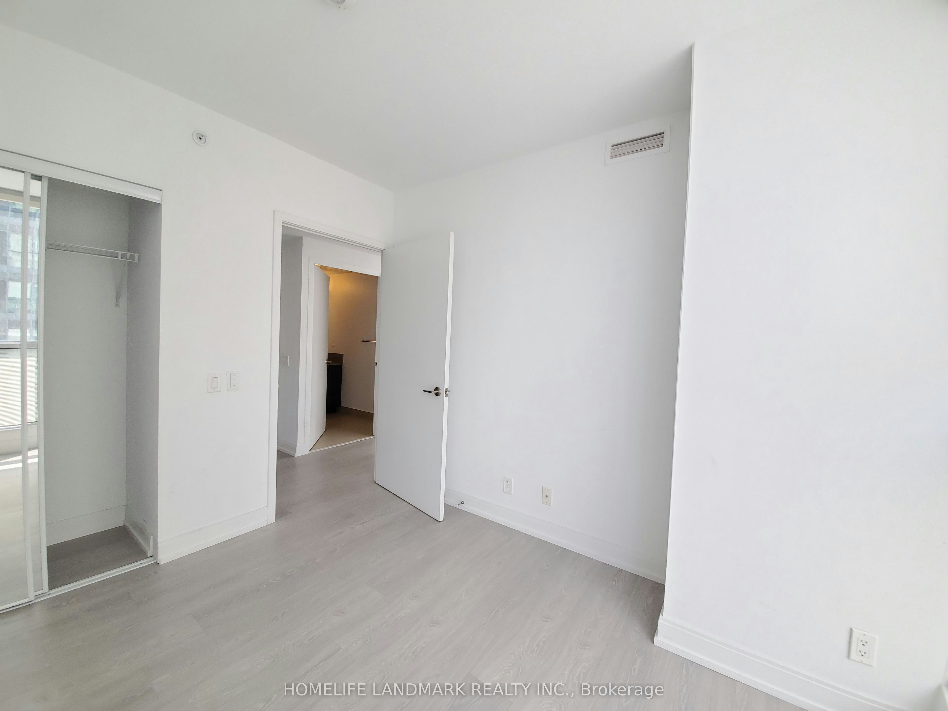 1110-181 Dundas Street E, Toronto, ON, M5A 0N5 - 5
