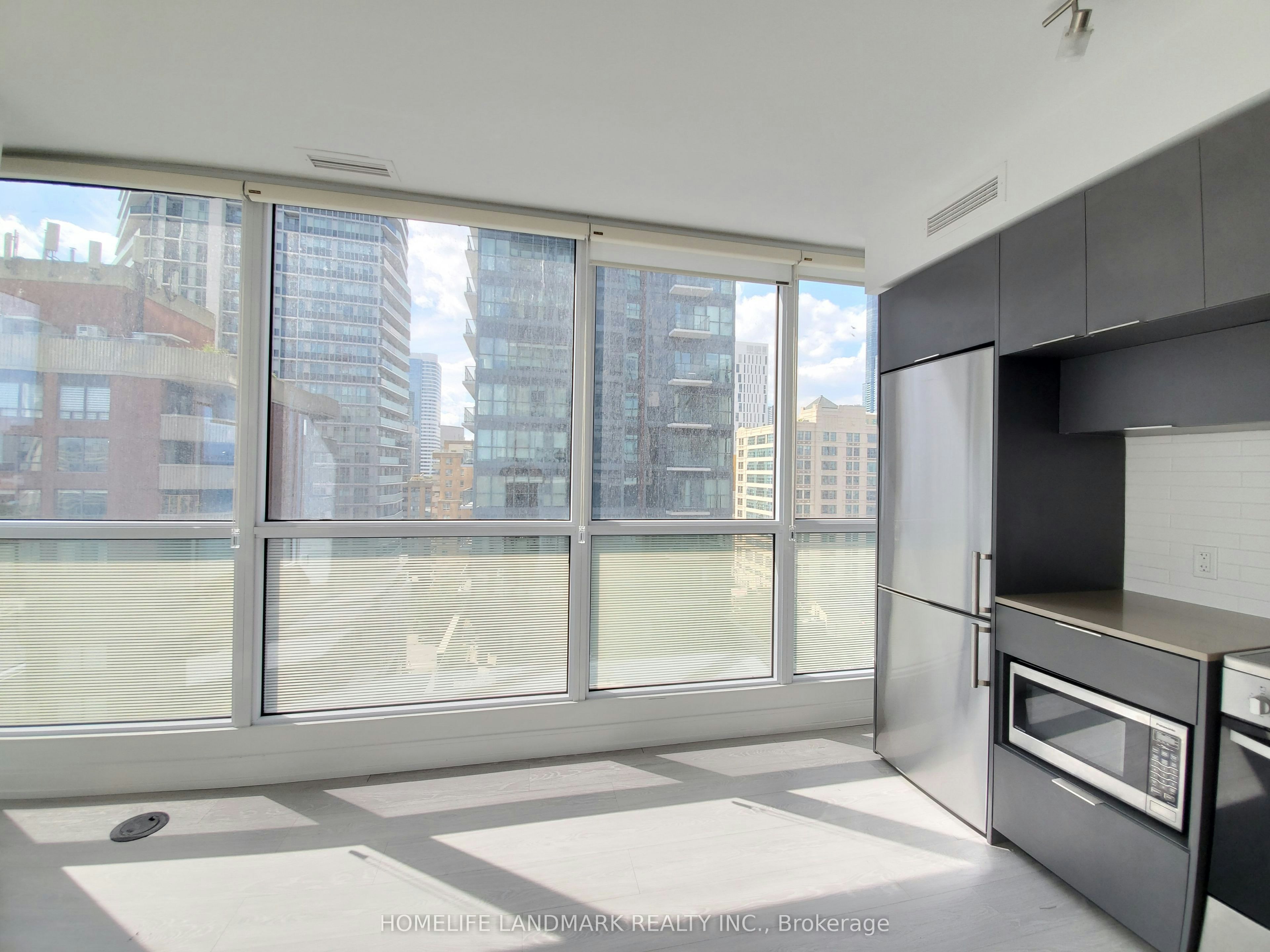 1110-181 Dundas Street E, Toronto, ON, M5A 0N5 - 11