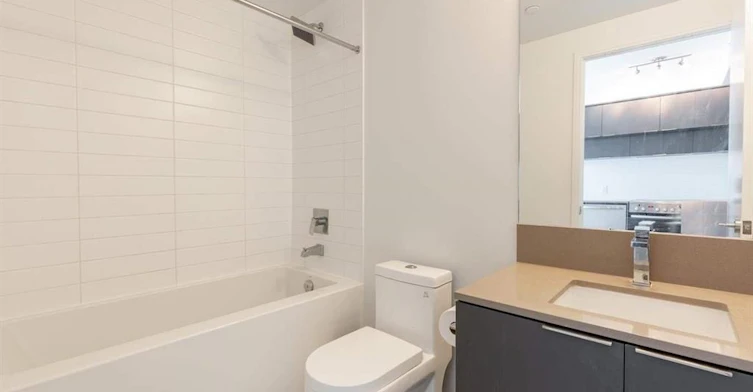 1110-181 Dundas Street E, Toronto, ON, M5A 0N5 - 4