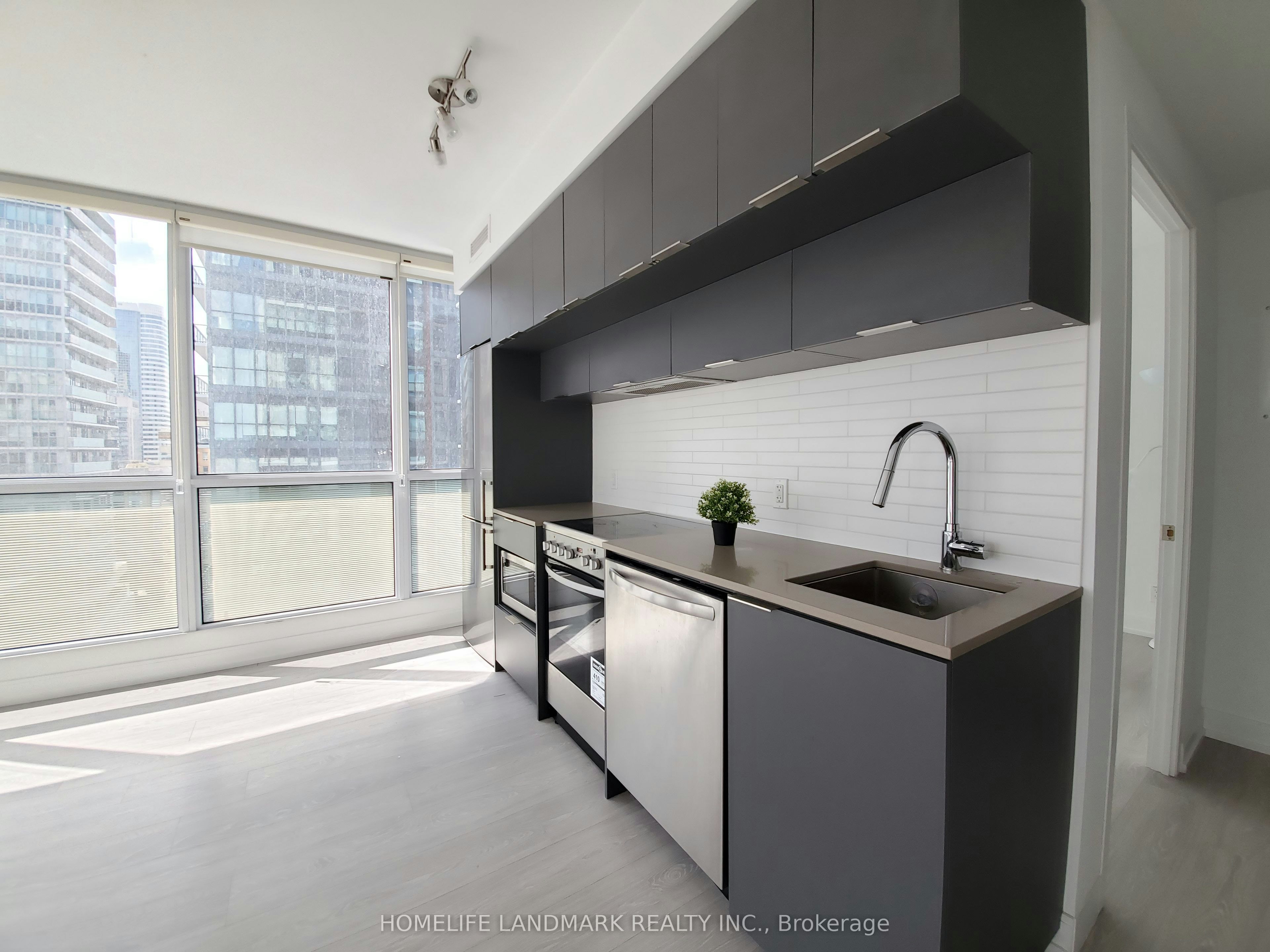 1110-181 Dundas Street E, Toronto, ON, M5A 0N5 - 7