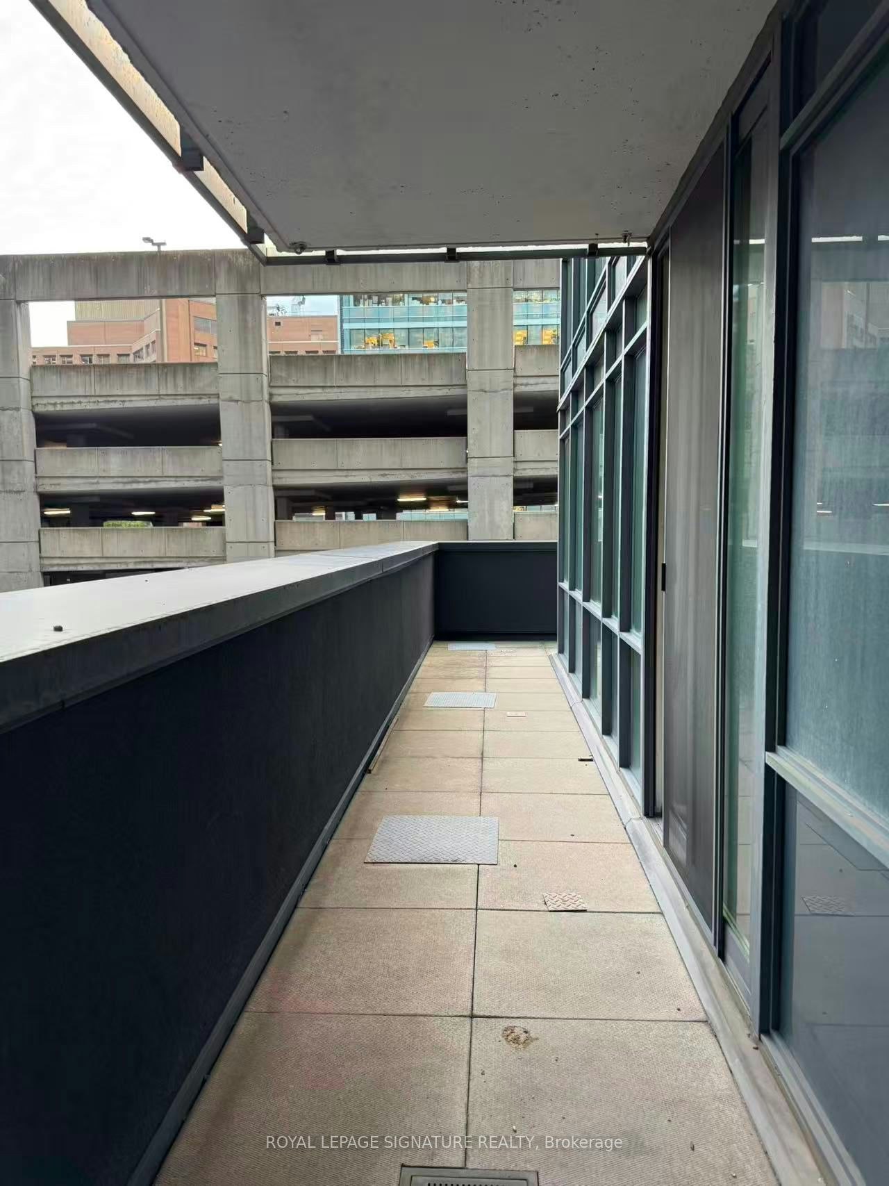 410-770 Bay Street, Toronto, ON, M5G 1N6 - 16
