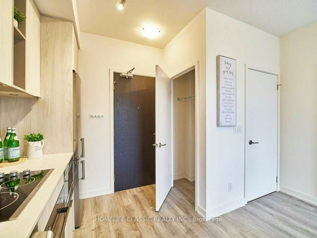 1103-200 Sackville Street, Toronto, ON, M5A 0B9 - 2