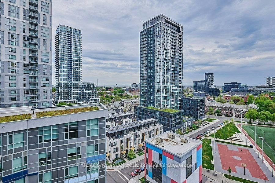 2512-20 Tubman Avenue, Toronto, ON, M5A 0M5 - 7