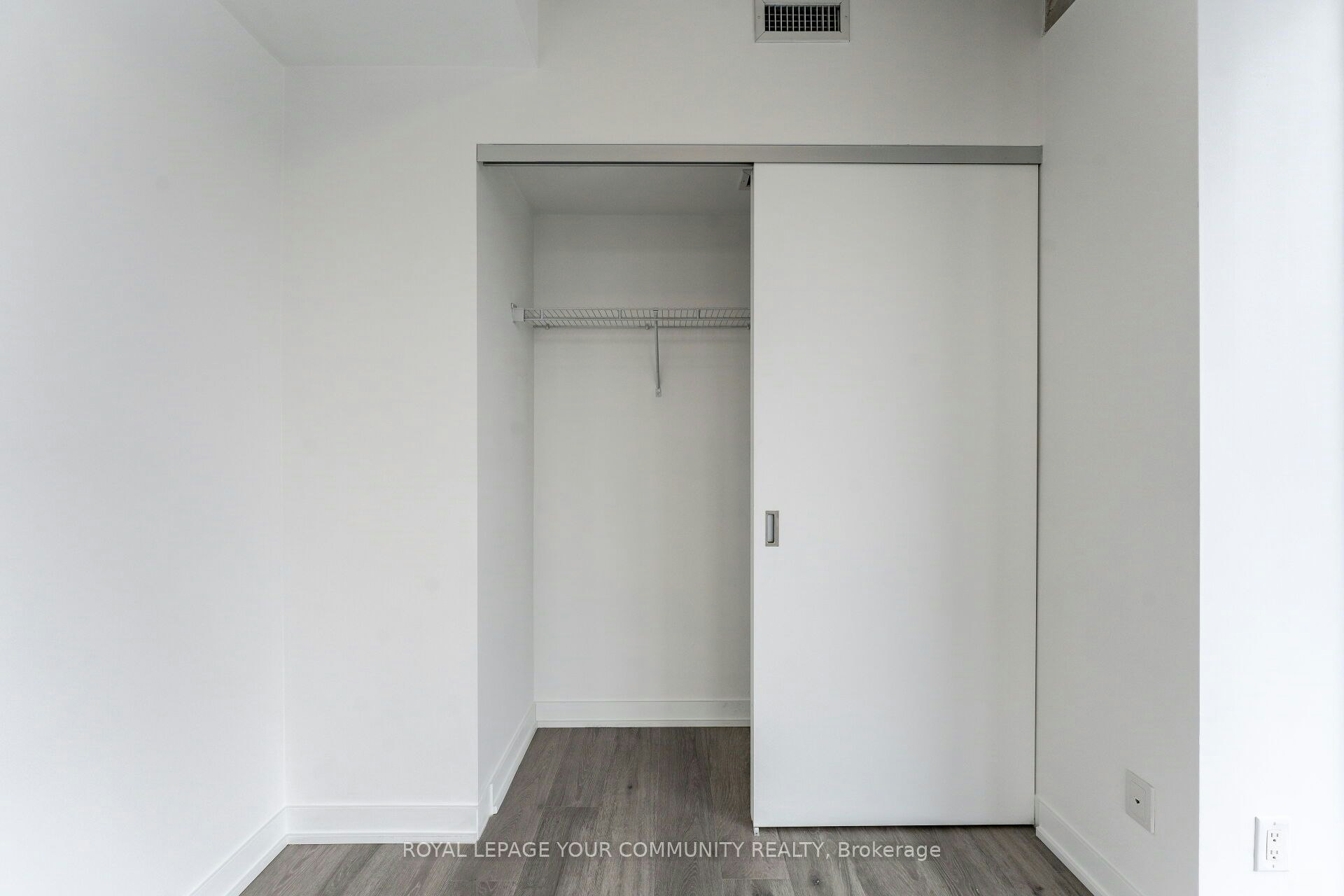 1909-55 Ontario Street, Toronto, ON, M5H 0T8 - 9