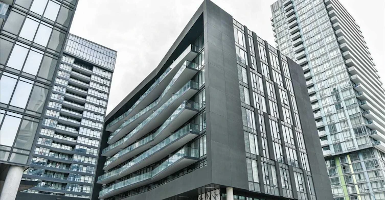 908-90 Queens Wharf Road, Toronto, ON, M5V 0P2