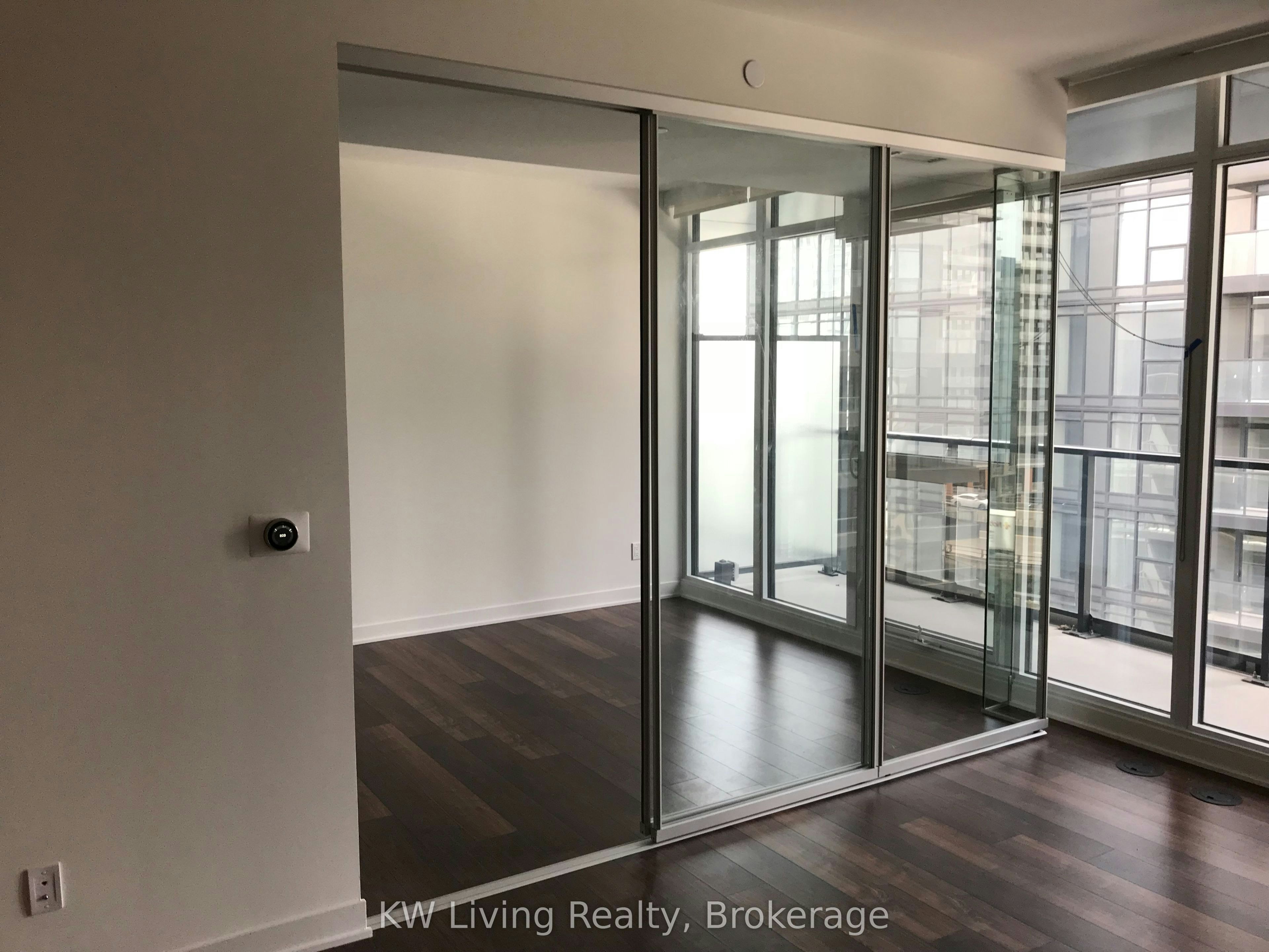 908-90 Queens Wharf Road, Toronto, ON, M5V 0P2 - 6