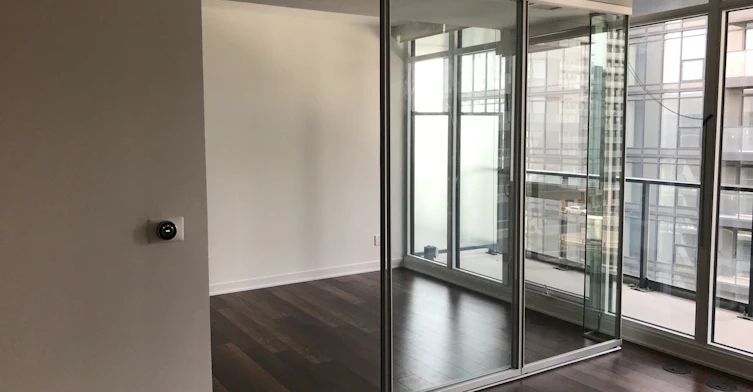 908-90 Queens Wharf Road, Toronto, ON, M5V 0P2 - 6