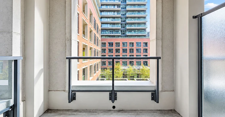 431-33 Frederick Todd Way, Toronto, ON, M4G 0C9 - 16