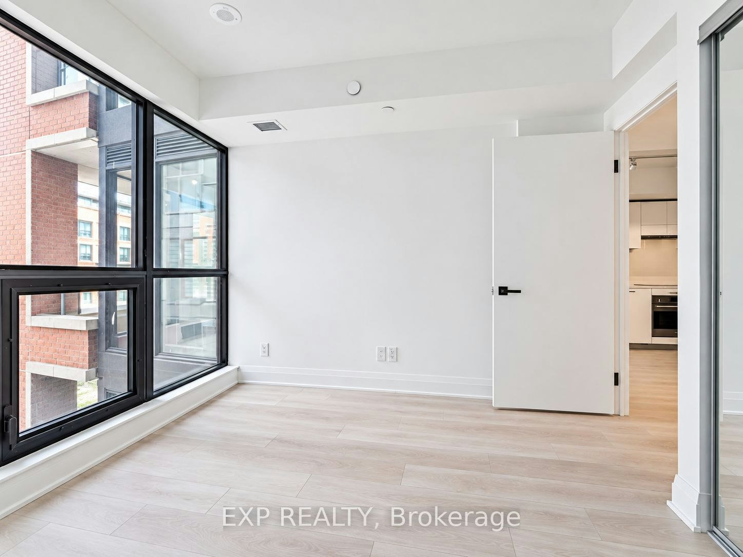 431-33 Frederick Todd Way, Toronto, ON, M4G 0C9 - 10