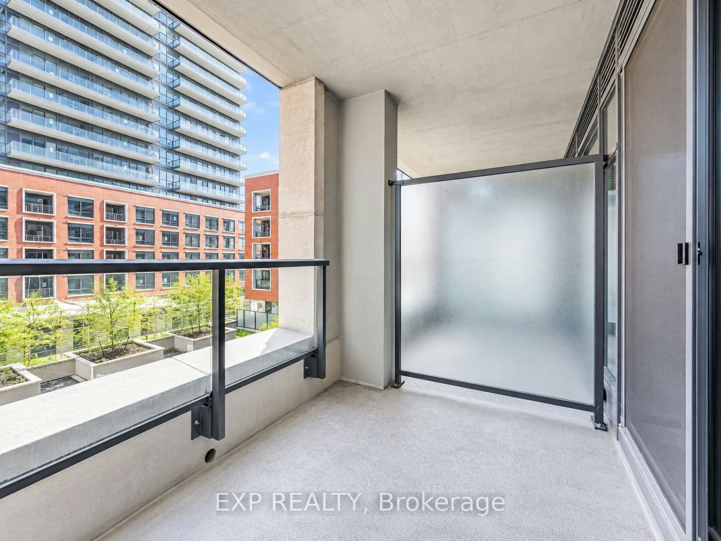 431-33 Frederick Todd Way, Toronto, ON, M4G 0C9 - 17