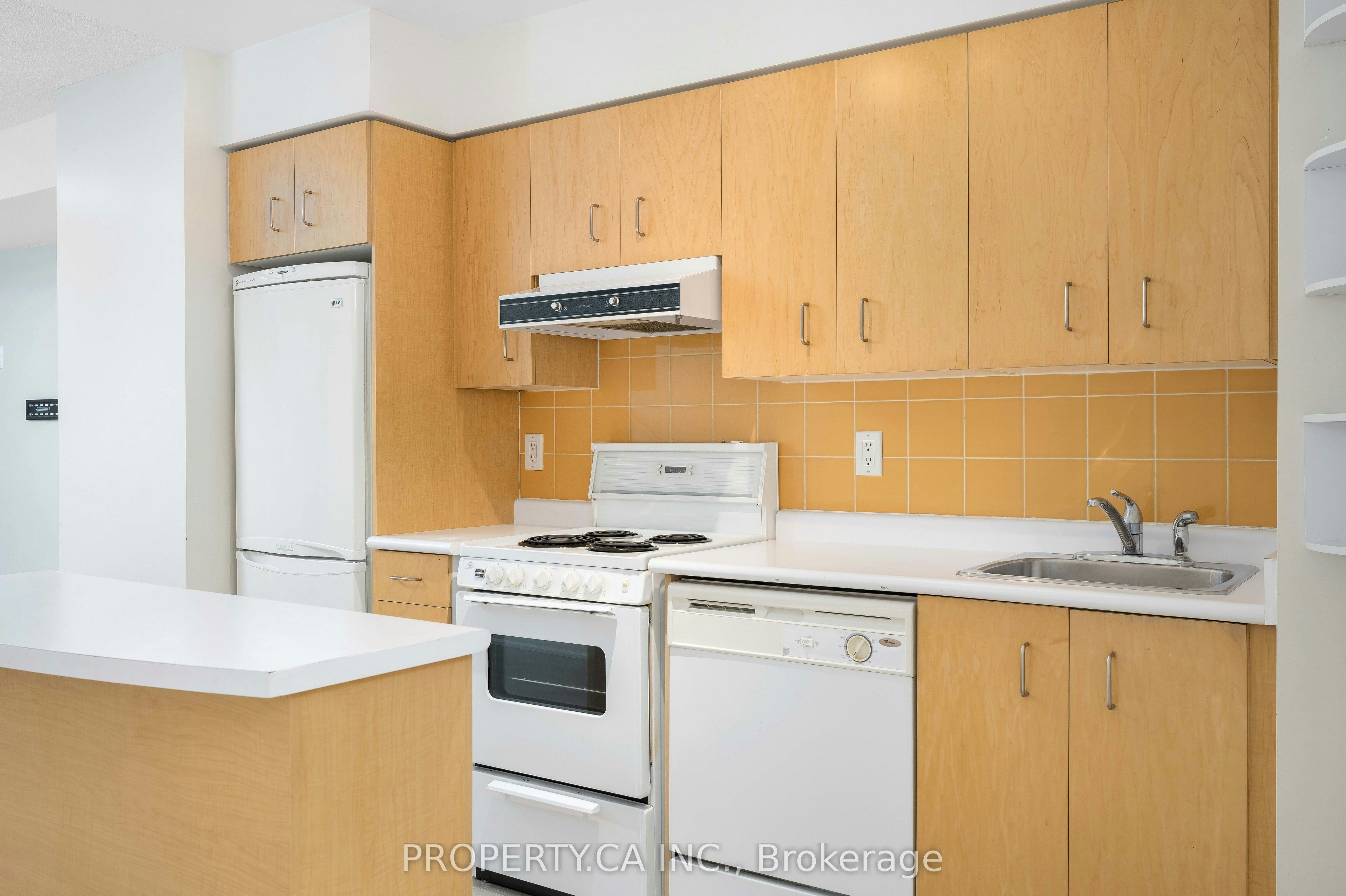 622-219 Fort York Boulevard, Toronto, ON, M5V 1B1 - 9
