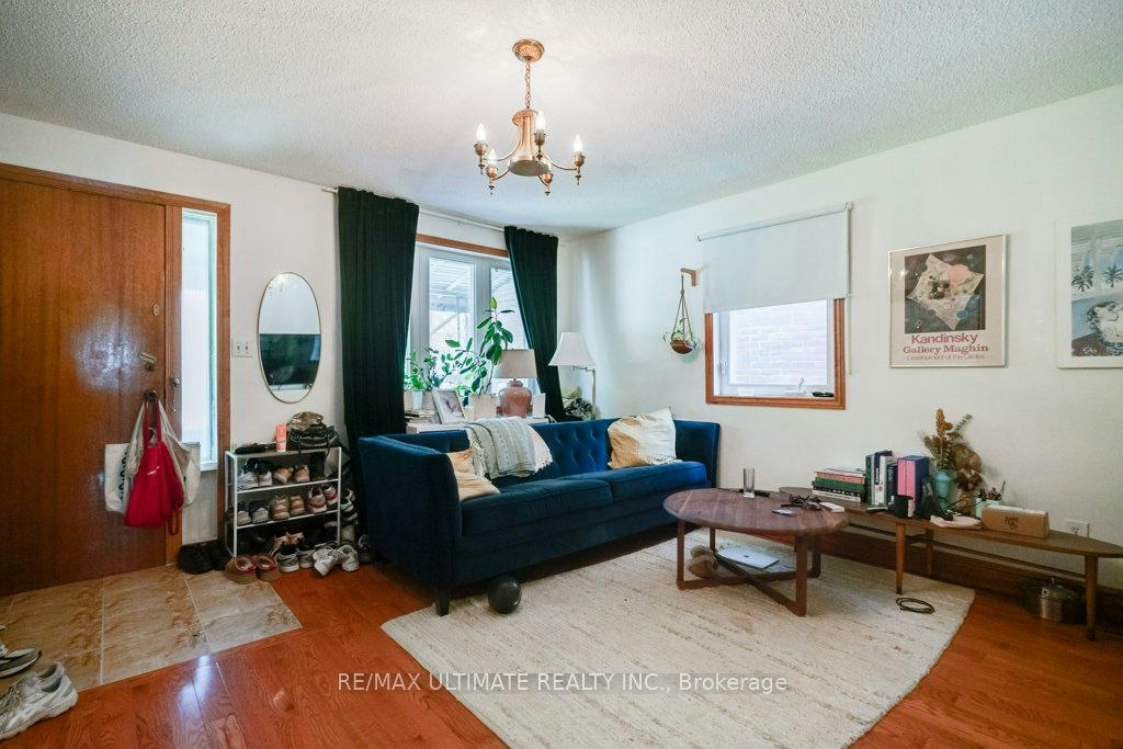 Main-53 Churchill Avenue, Toronto, ON, M6J 2B5 - 2