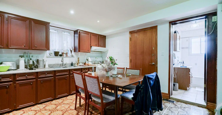 Main-53 Churchill Avenue, Toronto, ON, M6J 2B5 - 12