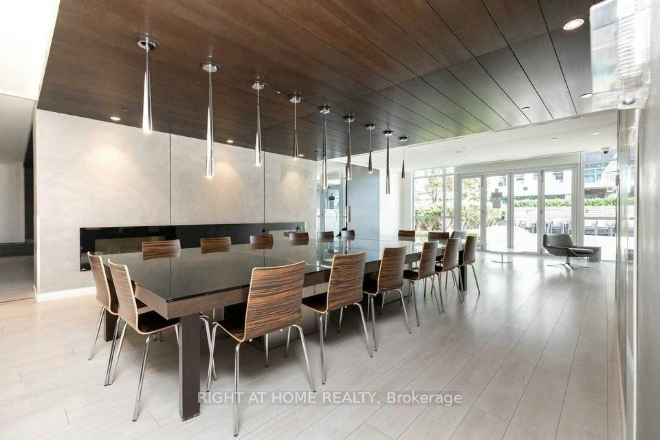 2003-55 Regent Park Boulevard, Toronto, ON, M5A 0C2 - 16