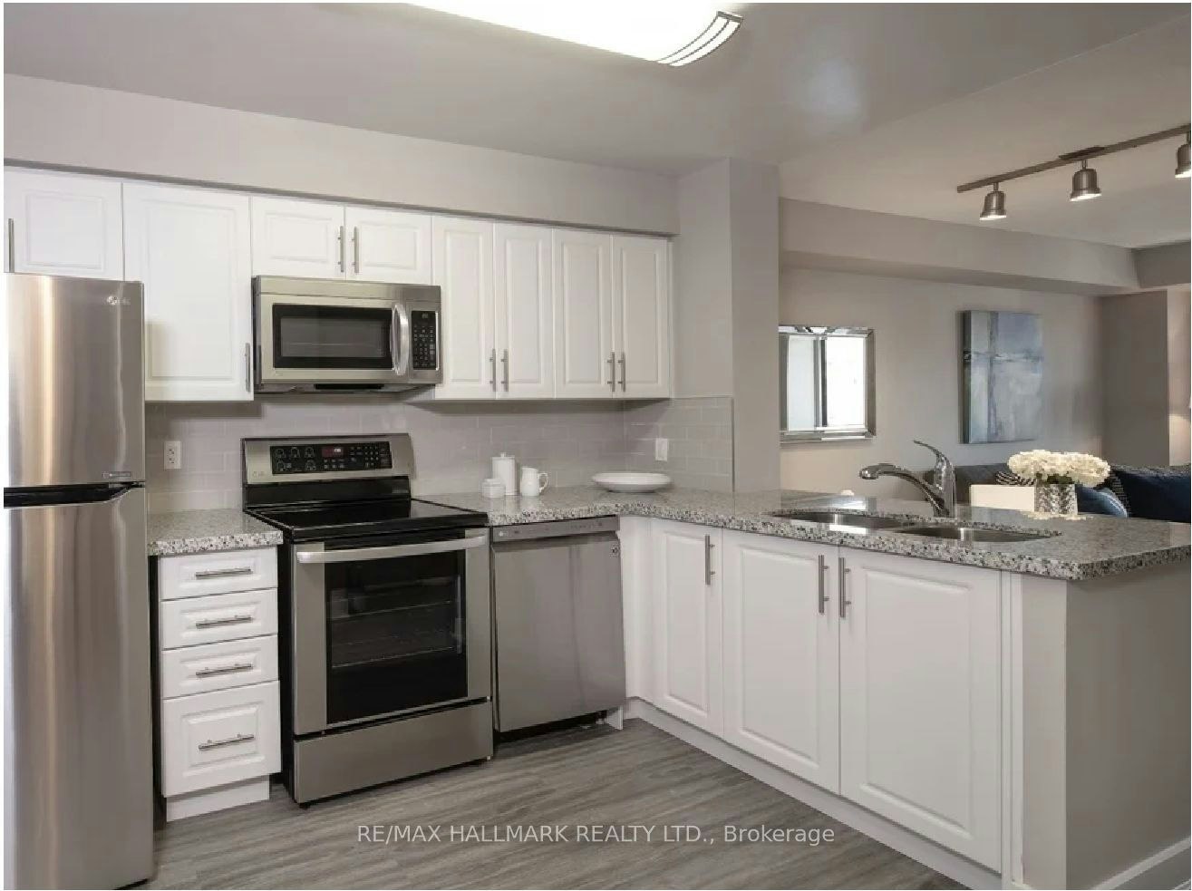 216-167 Church Street, Toronto, ON, M5B 1Y6 - 4