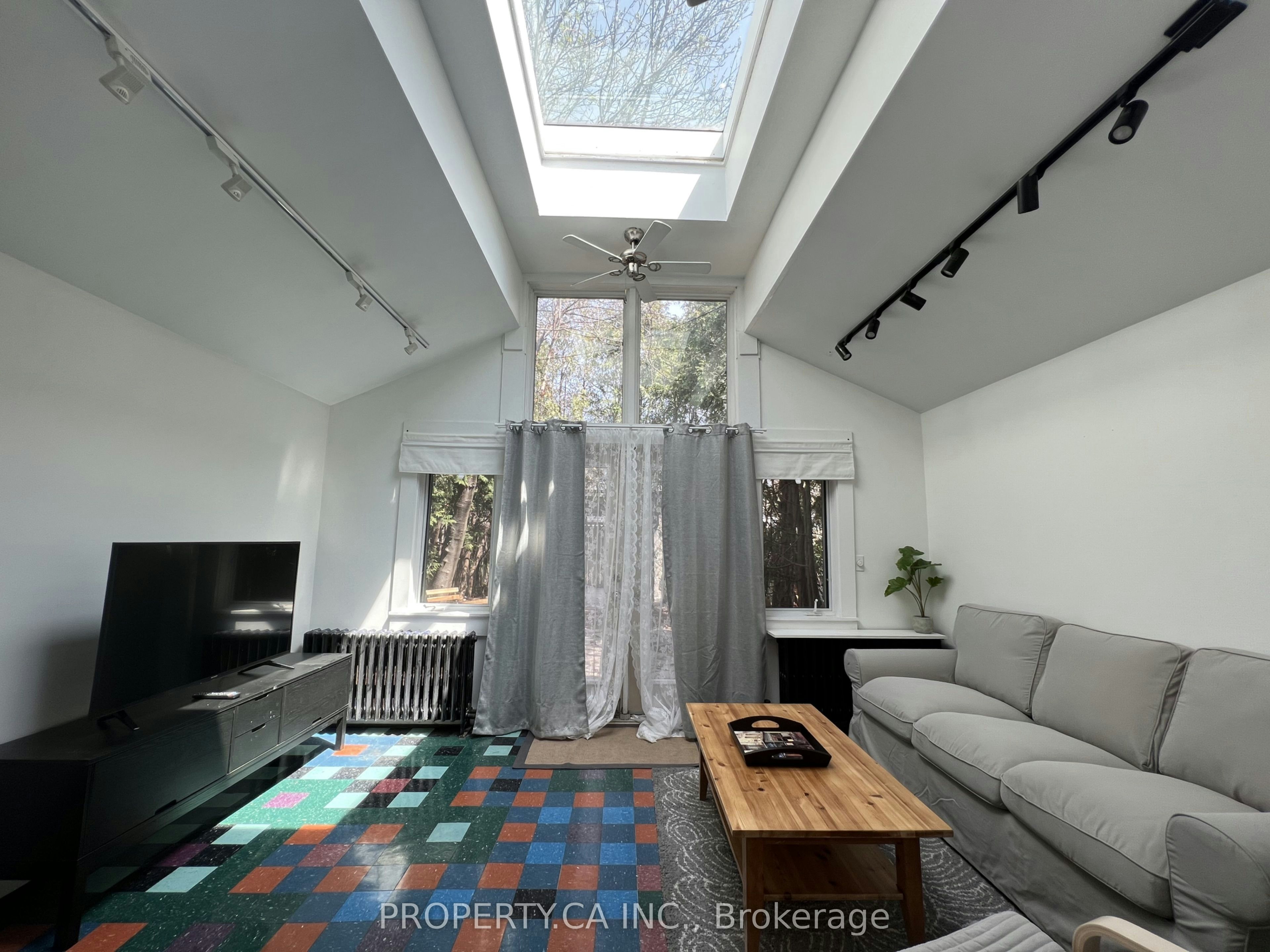 29 Lippincott Street, Toronto, ON, M5T 2R6 - 7