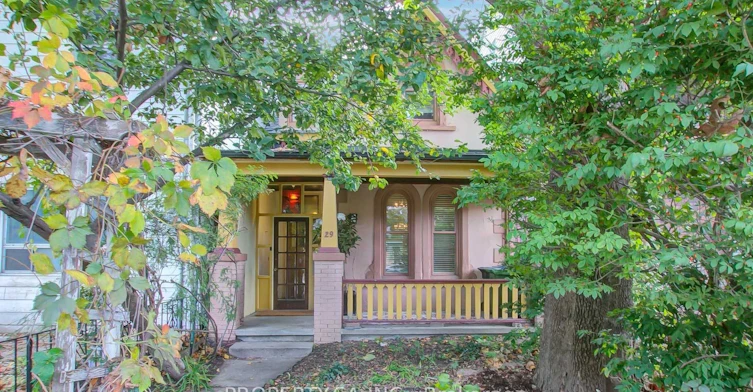 29 Lippincott Street, Toronto, ON, M5T 2R6