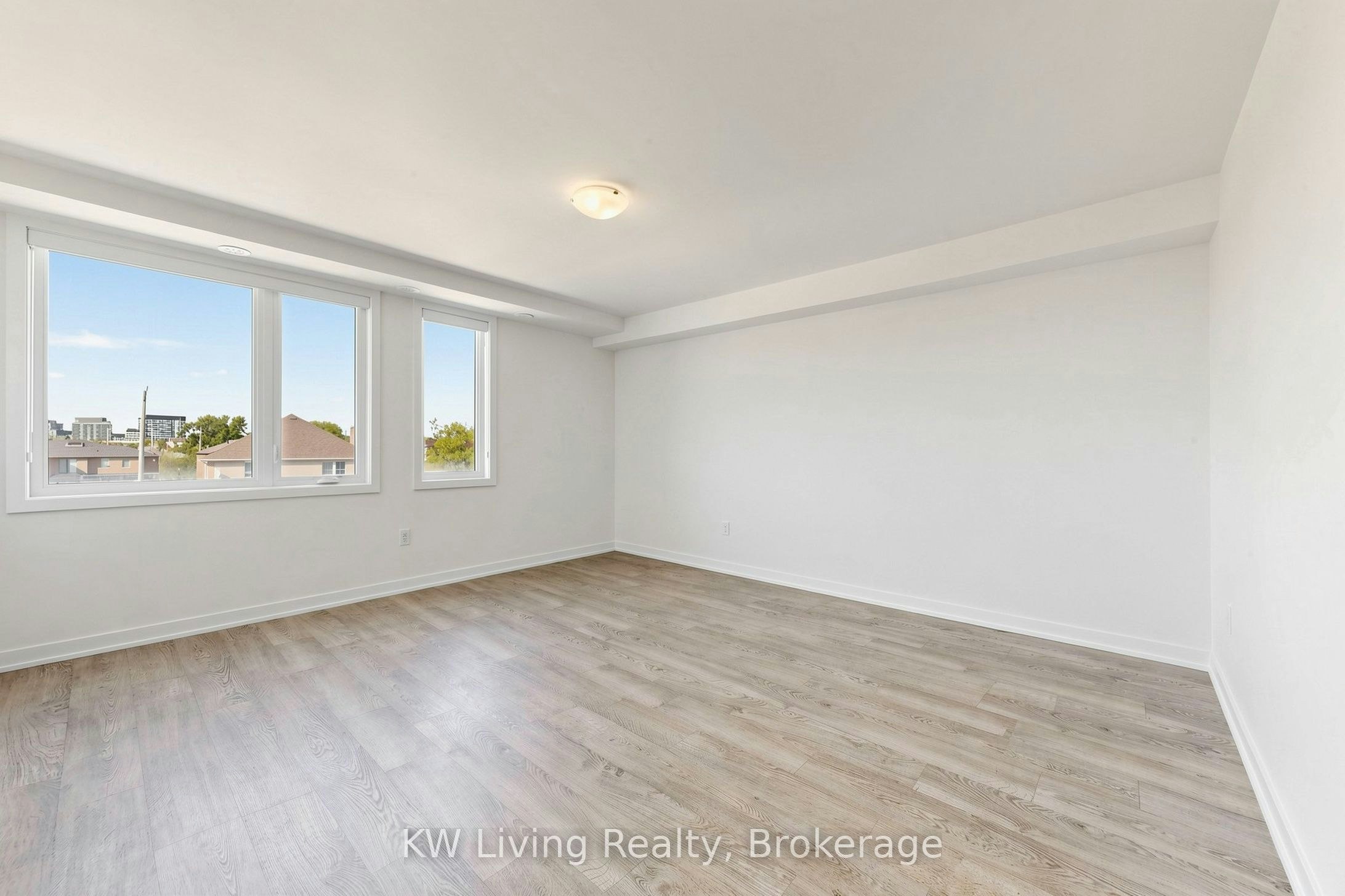 Upper-106 Green Gardens Boulevard, Toronto, ON, M6A 0E5 - 8