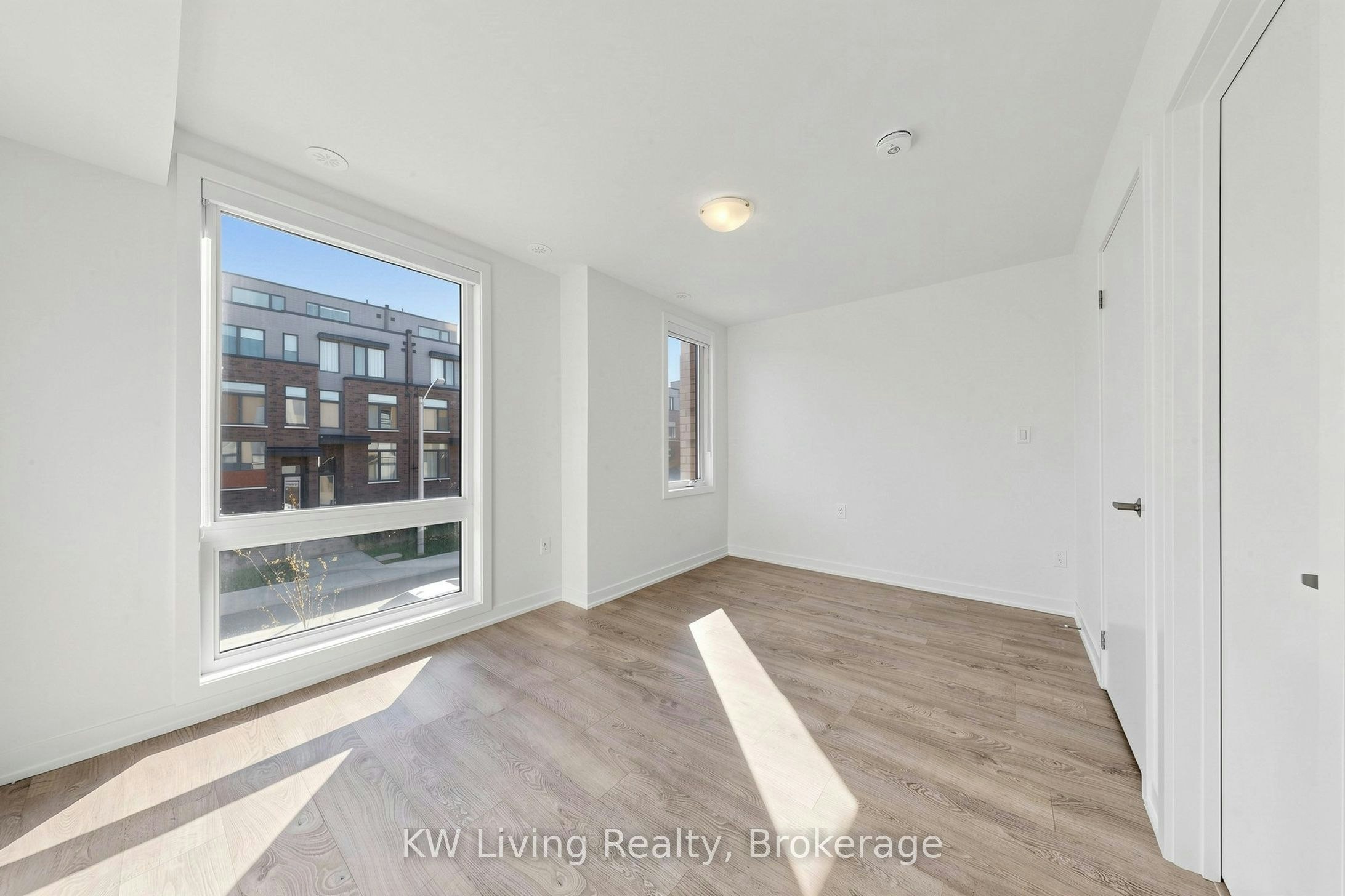Upper-106 Green Gardens Boulevard, Toronto, ON, M6A 0E5 - 9