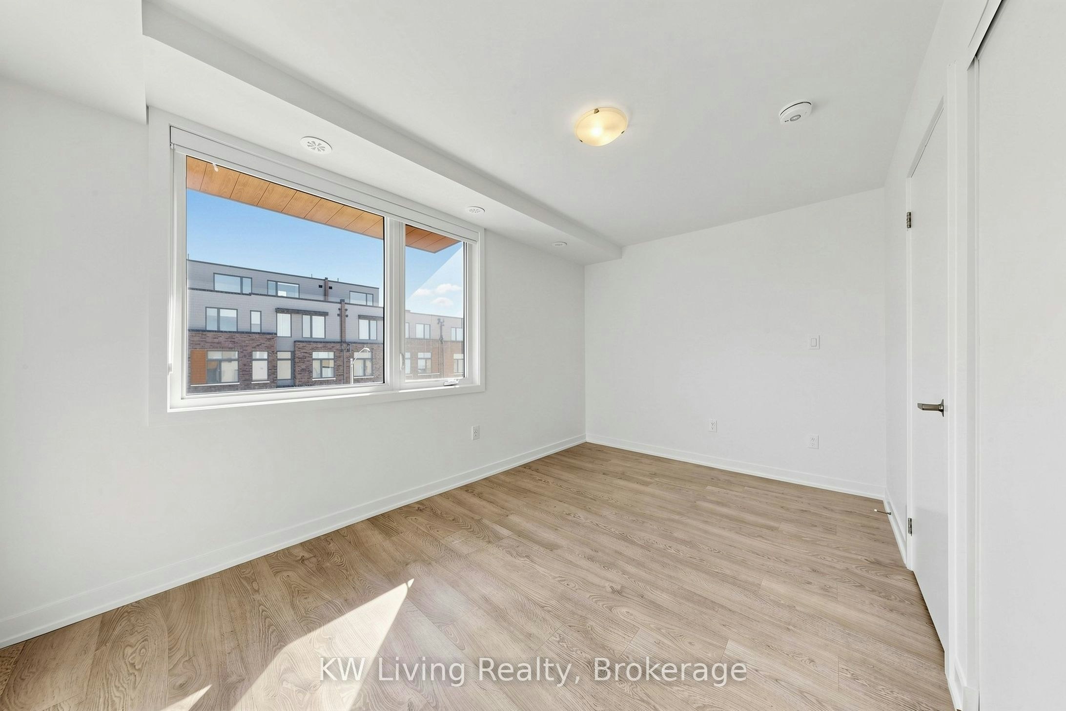 Upper-106 Green Gardens Boulevard, Toronto, ON, M6A 0E5 - 6