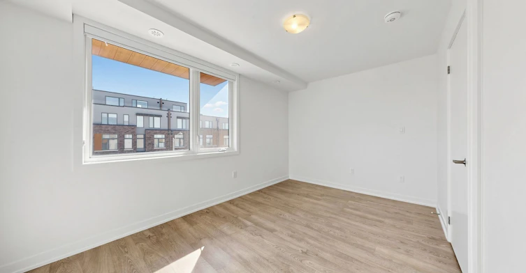 Upper-106 Green Gardens Boulevard, Toronto, ON, M6A 0E5 - 6