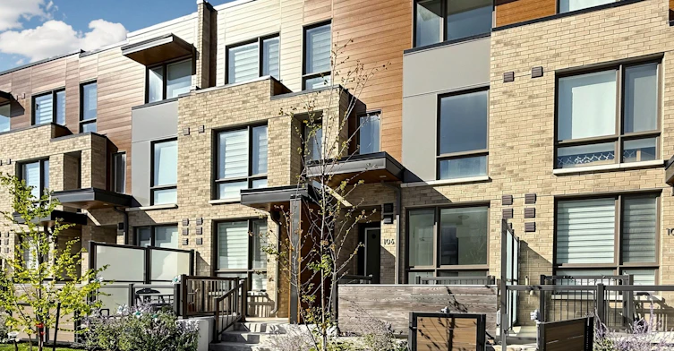 Upper-106 Green Gardens Boulevard, Toronto, ON, M6A 0E5 - 2