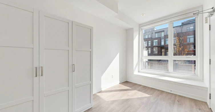 Upper-106 Green Gardens Boulevard, Toronto, ON, M6A 0E5 - 3