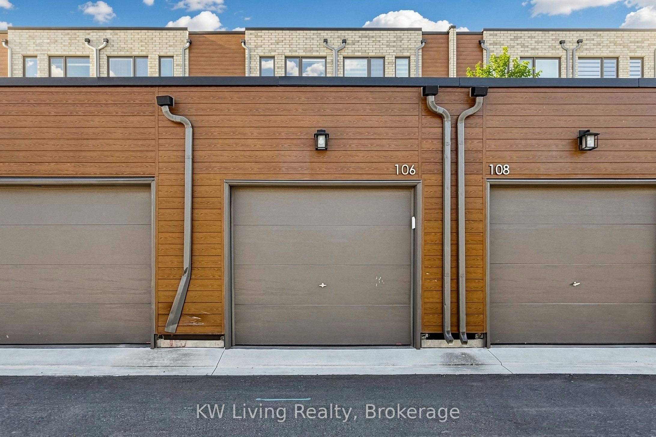 Upper-106 Green Gardens Boulevard, Toronto, ON, M6A 0E5 - 16