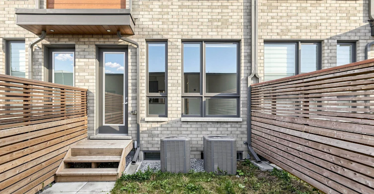Upper-106 Green Gardens Boulevard, Toronto, ON, M6A 0E5 - 14