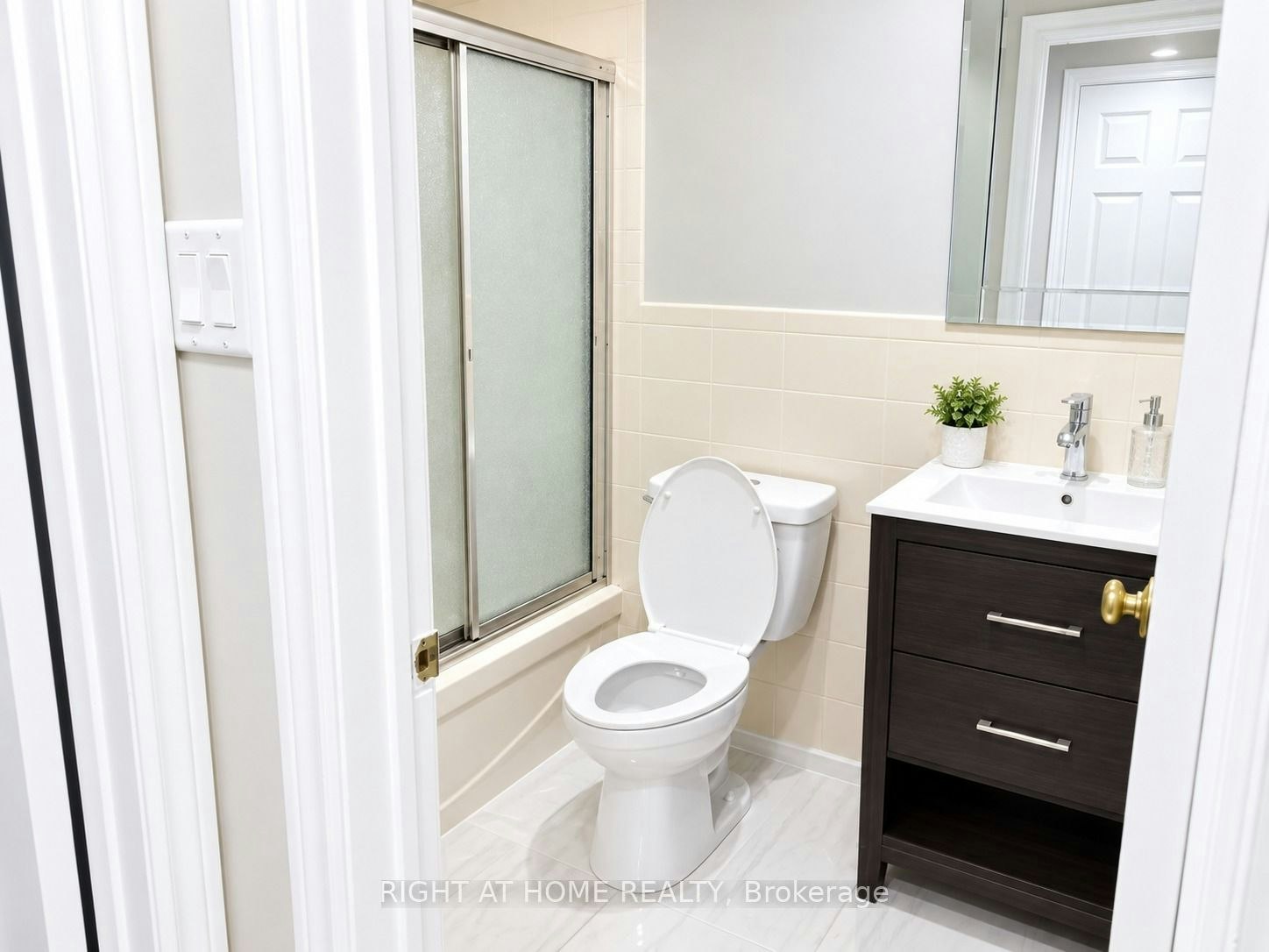Main-144 Almore Avenue, Toronto, ON, M3H 2J1 - 15
