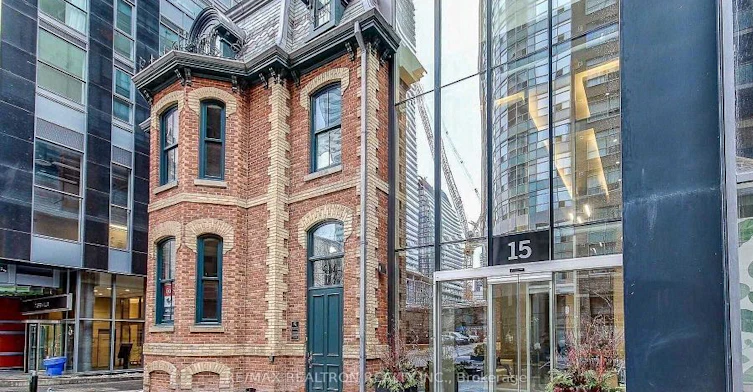 404-15 Grenville Street, Toronto, ON, M4Y 0B9 - 2