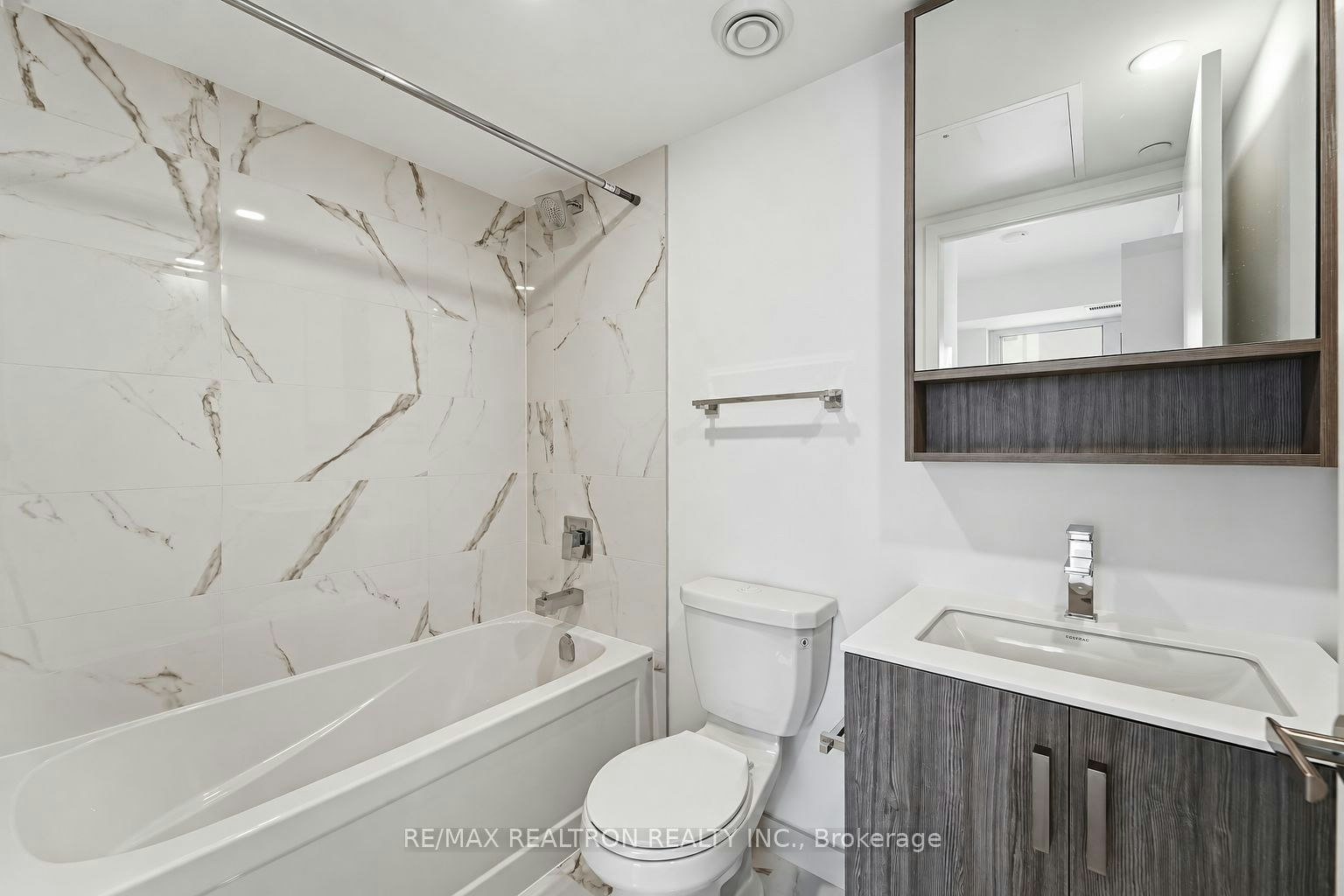 4711-88 Queen Street E, Toronto, ON, M5C 0B6 - 16