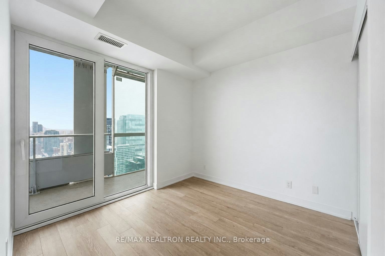 4711-88 Queen Street E, Toronto, ON, M5C 0B6 - 14
