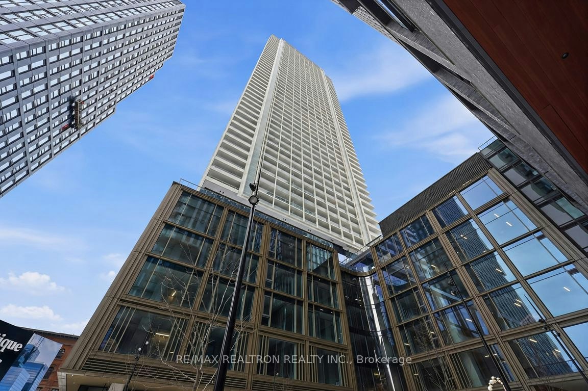 4711-88 Queen Street E, Toronto, ON, M5C 0B6