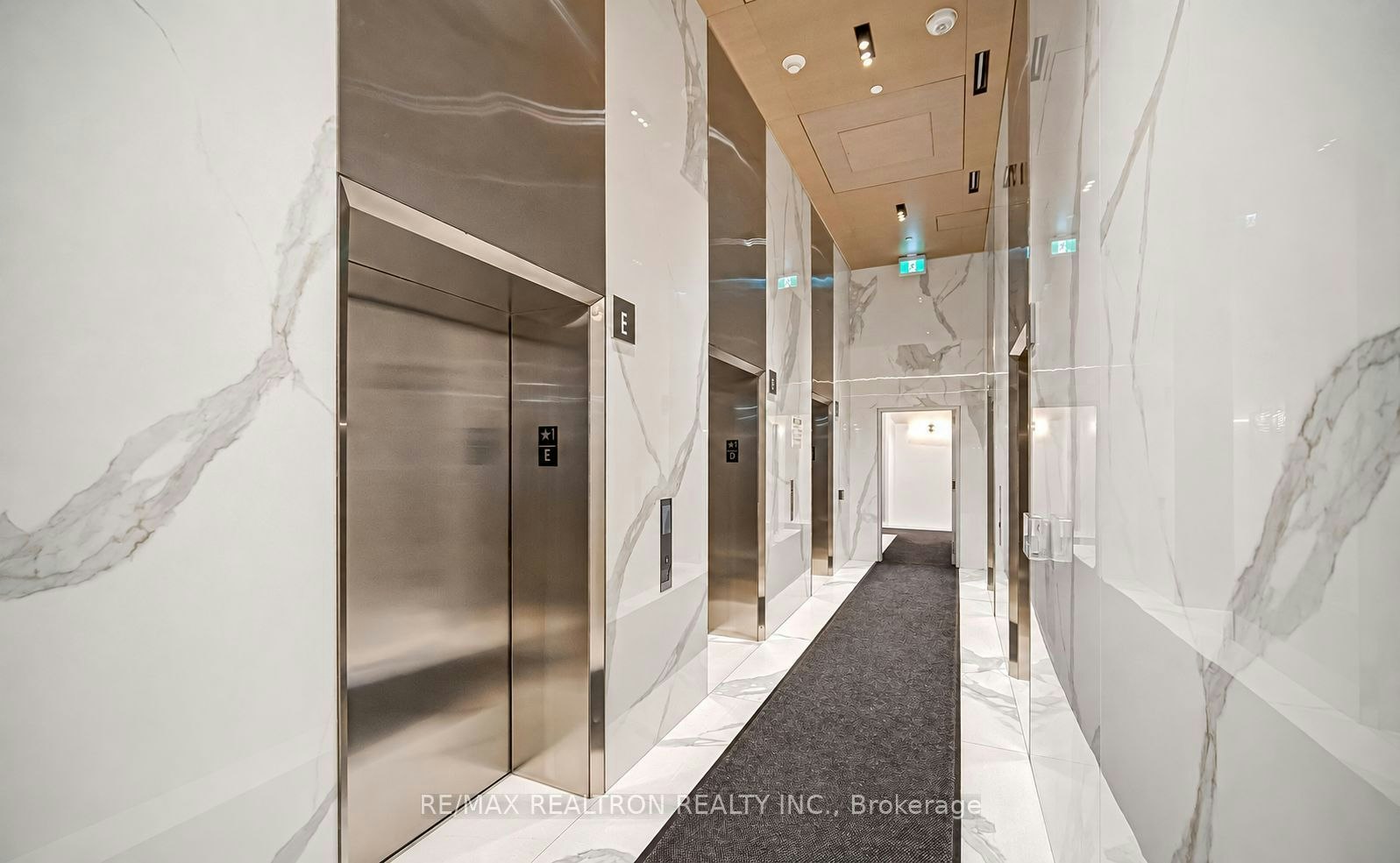 4711-88 Queen Street E, Toronto, ON, M5C 0B6 - 32