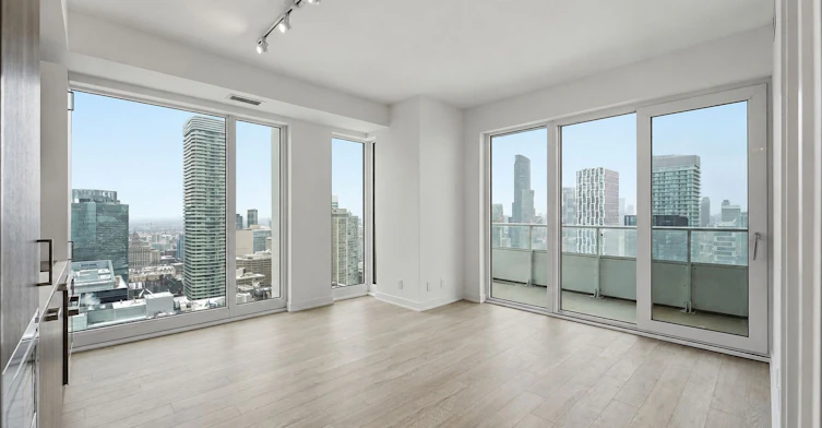 4711-88 Queen Street E, Toronto, ON, M5C 0B6 - 7
