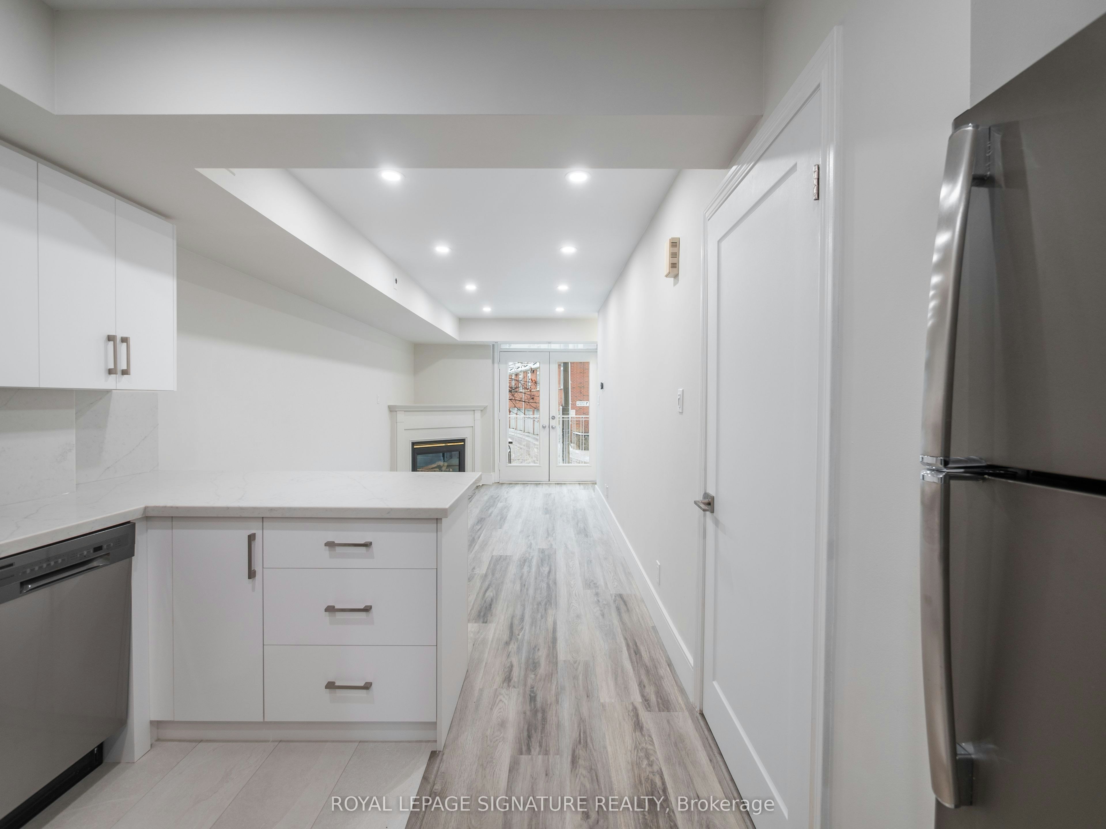 102-1 Sudbury Street, Toronto, ON, M6J 3W6 - 24