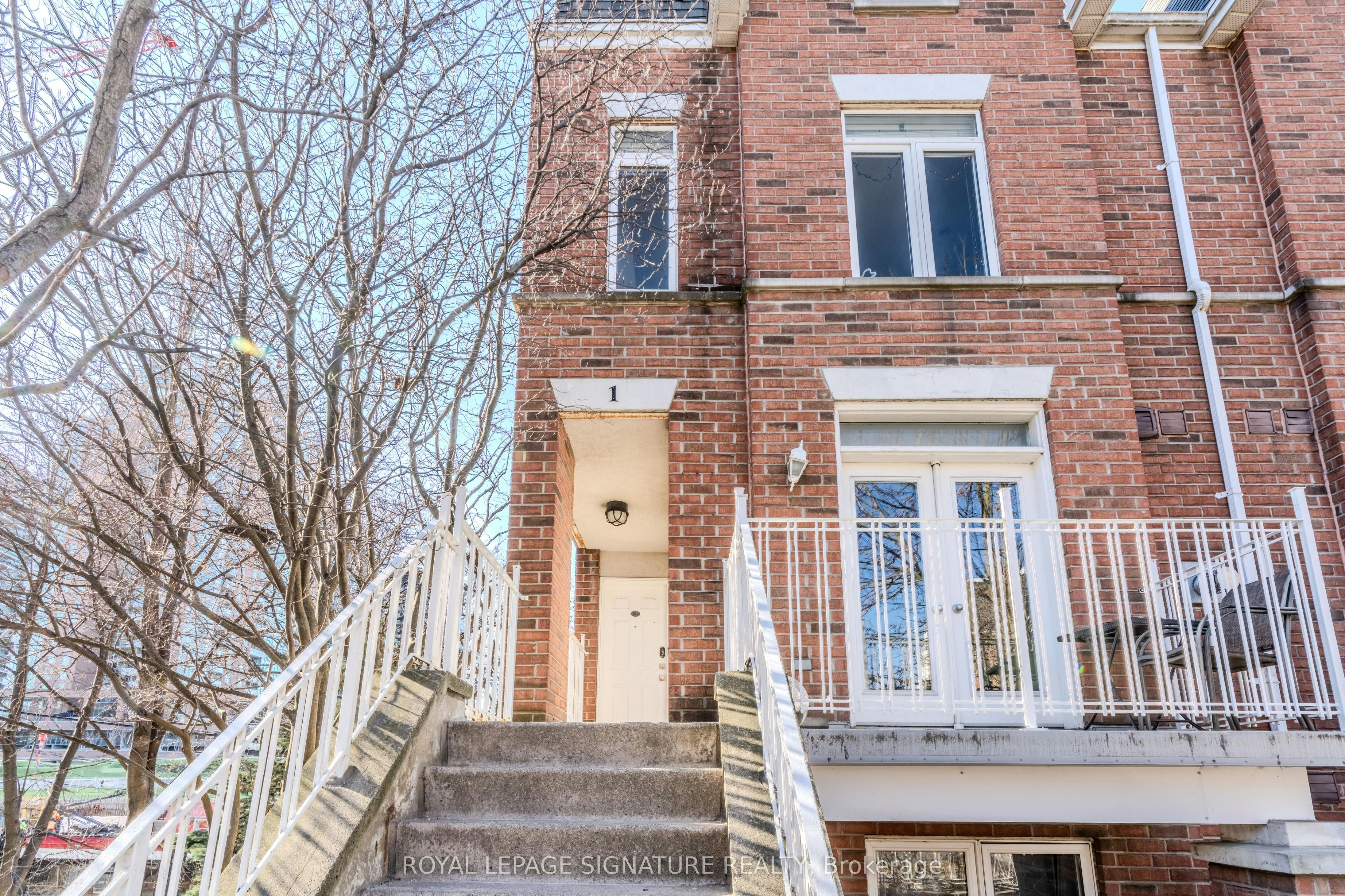 102-1 Sudbury Street, Toronto, ON, M6J 3W6 - 2